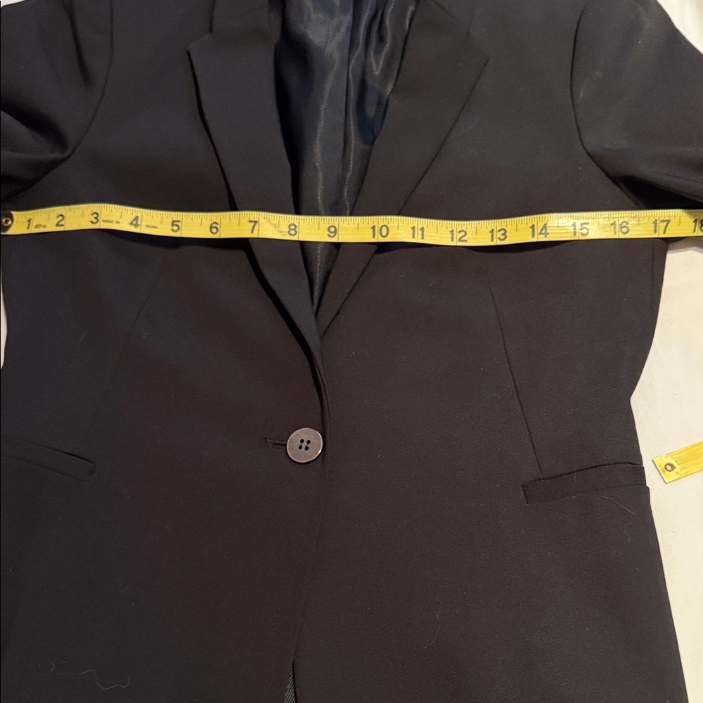 Zara Black Single-Button Blazer with Stud Embellished Cuffs - Picture 7 of 12